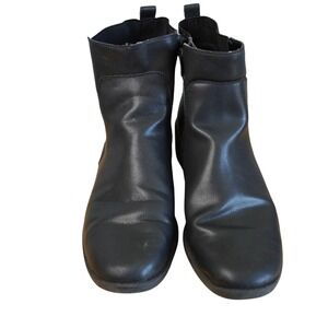 Anne Klein Black Leather Ankle Boots With Side Buckles & Zippers - Size 8M
